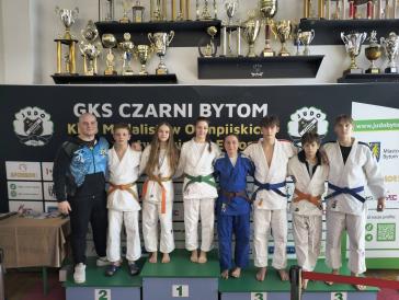 reprezentanci-ks-cieszyn-podczas-mistrzostw-slaska-2026-w-bytomiujpg.jpg